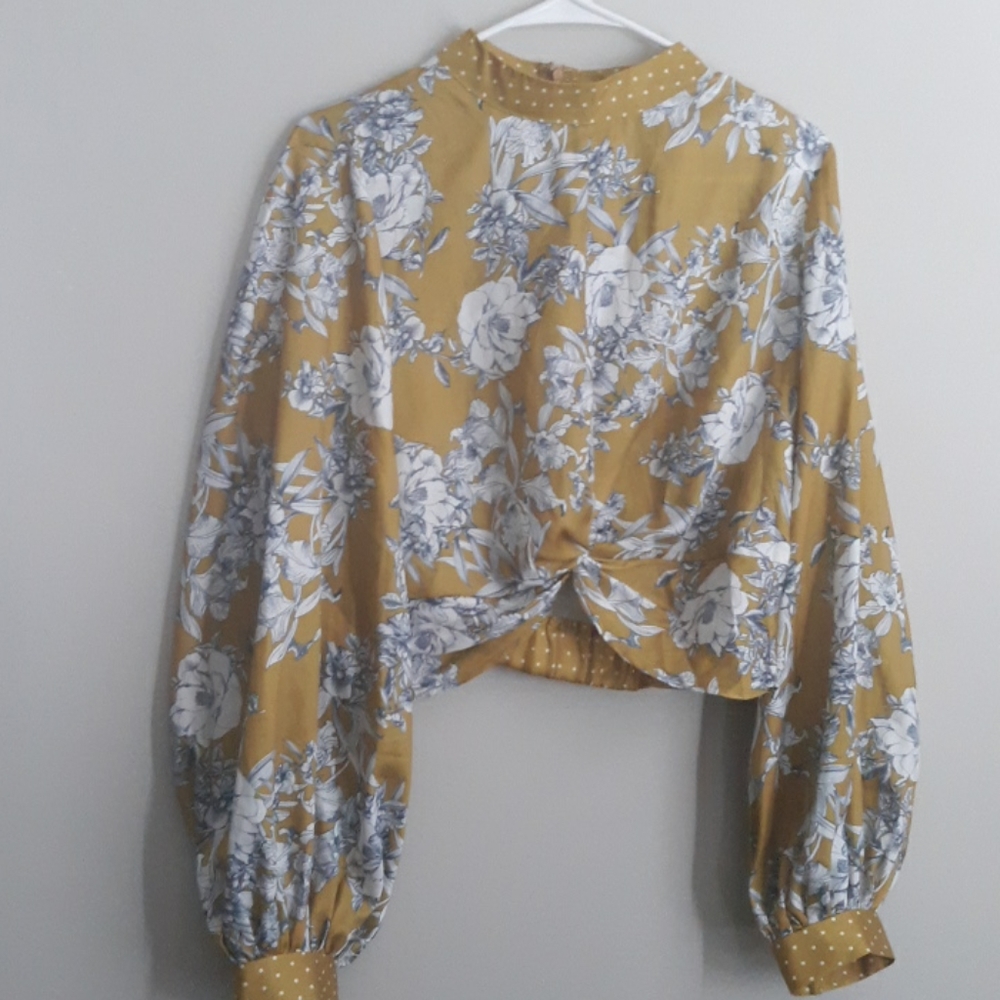 Silk like floral blouse